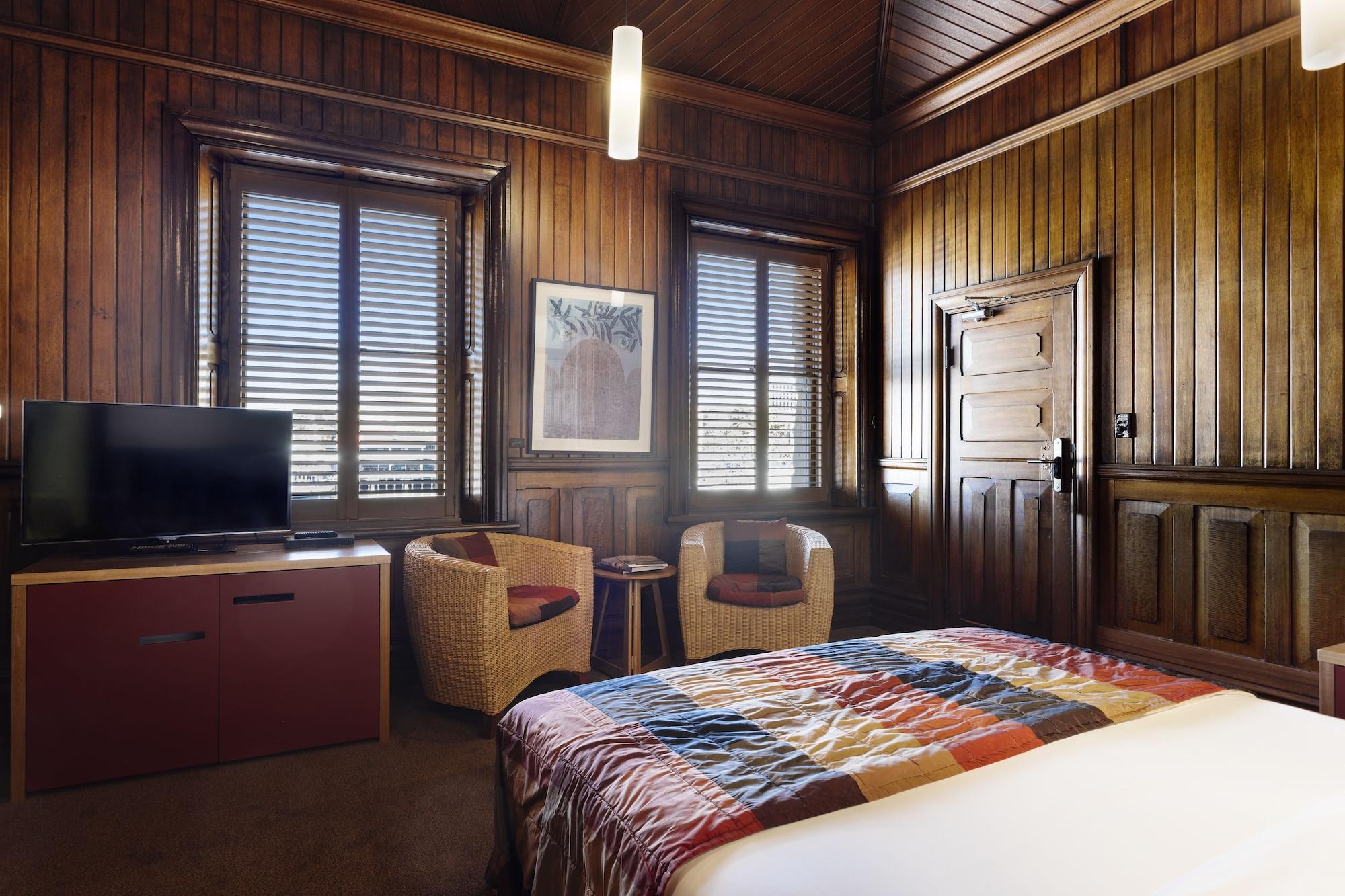 The Henry Jones Art Hotel Гобарт Екстер'єр фото A room at the hotel