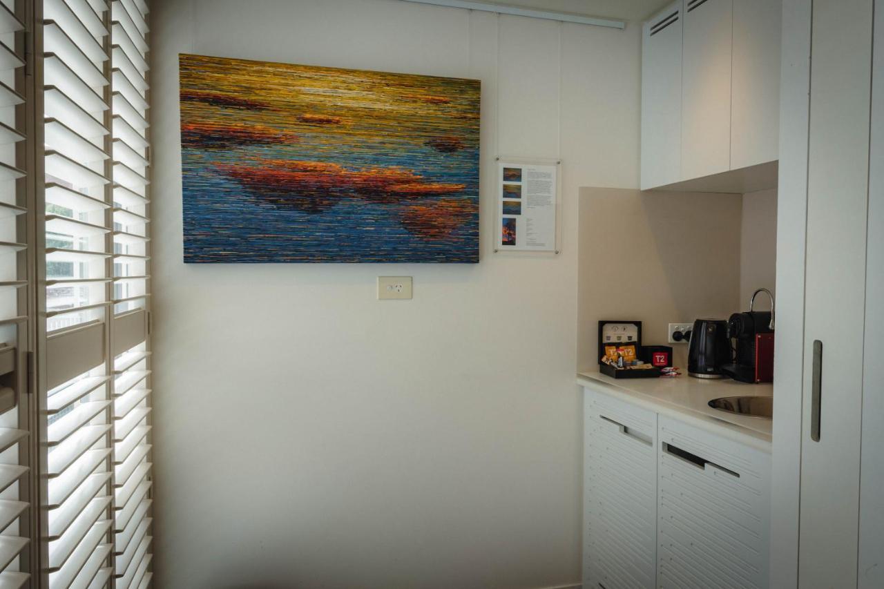 The Henry Jones Art Hotel Гобарт Екстер'єр фото A painting by the artist in a private collection
