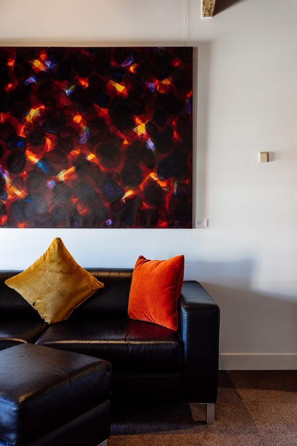 The Henry Jones Art Hotel Гобарт Екстер'єр фото A painting by the artist