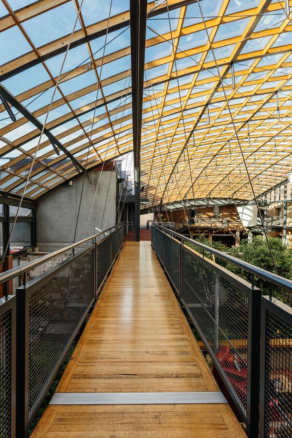 The Henry Jones Art Hotel Гобарт Екстер'єр фото Skywalk