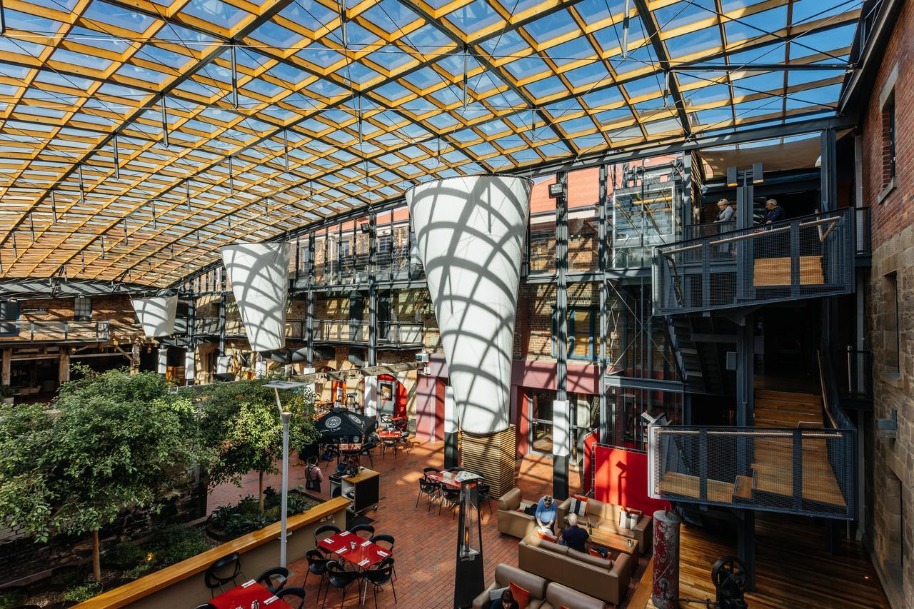The Henry Jones Art Hotel Гобарт Екстер'єр фото The interior of the building